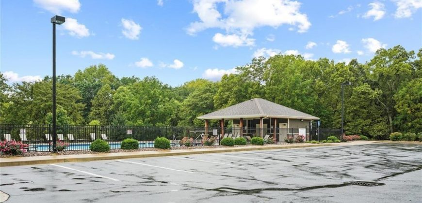 Homes for Sale in Kansas City, MO 64165 | 1325 NE 122nd Street