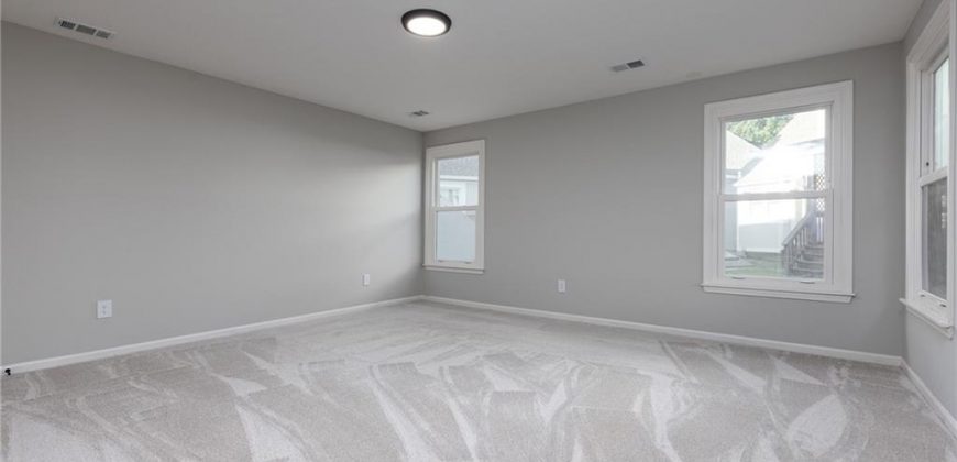 Homes for Sale in Kansas City, MO 64155 | 9621 N Locust Drive