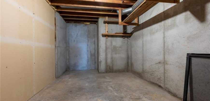 Homes for Sale in Kansas City, MO 64155 | 9621 N Locust Drive