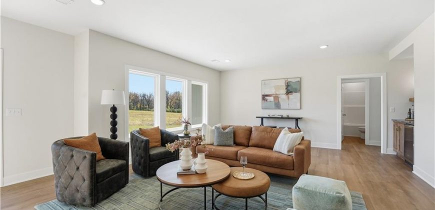 Homes for Sale in Kansas City, MO 64165 | 12151 N Forest Court