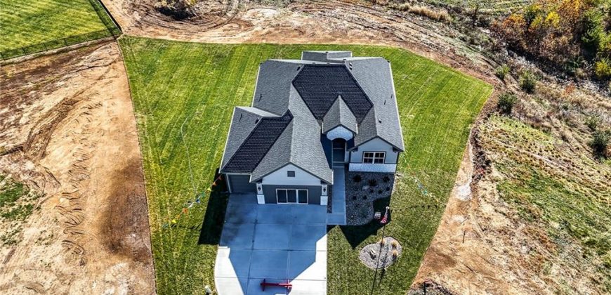 Homes for Sale in Kansas City, MO 64165 | 12151 N Forest Court