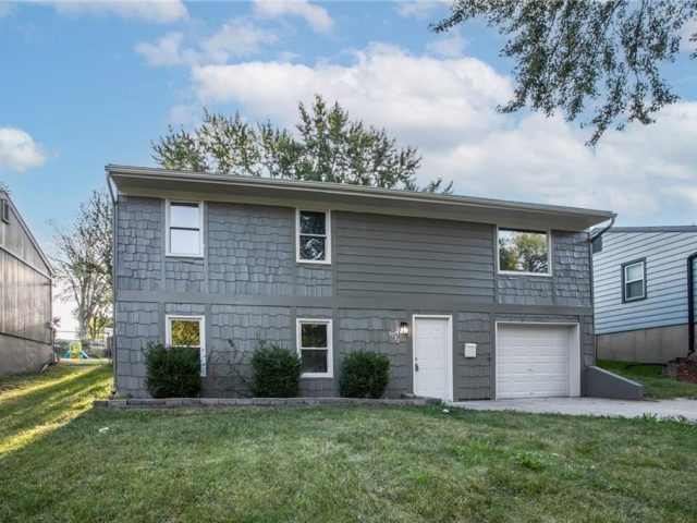 Homes for Sale in Kansas City, MO 64119 | 5137 N Palmer Avenue