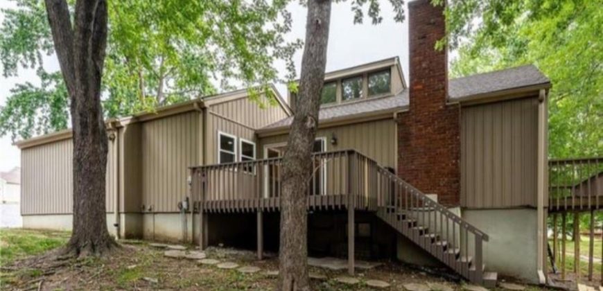 Homes for Sale in Kansas City, MO 64151 | 8237 N Chatham Avenue