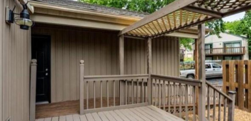 Homes for Sale in Kansas City, MO 64151 | 8237 N Chatham Avenue