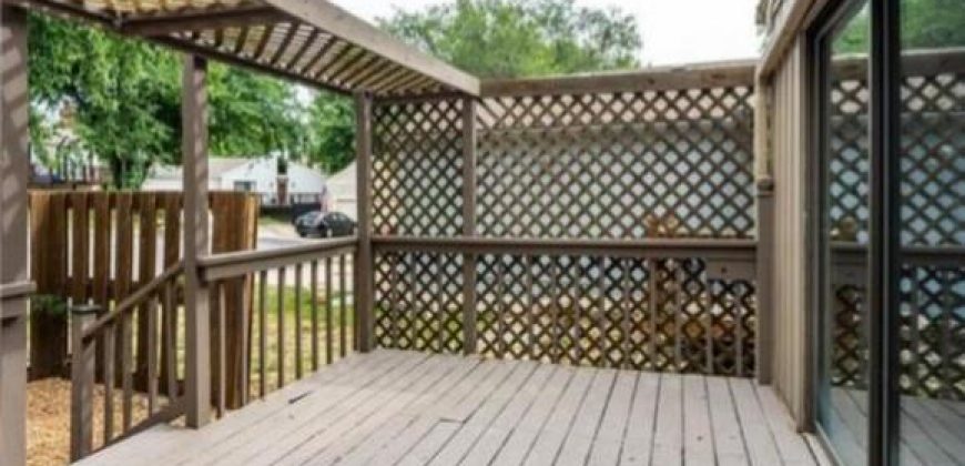 Homes for Sale in Kansas City, MO 64151 | 8237 N Chatham Avenue