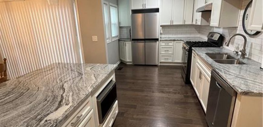 Homes for Sale in Kansas City, MO 64151 | 8237 N Chatham Avenue