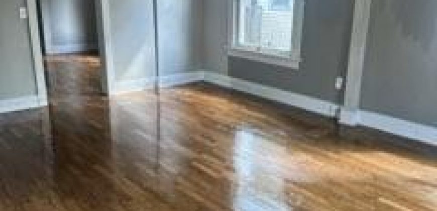 Homes for Sale in Parkville, MO 64152 | 207  East Street