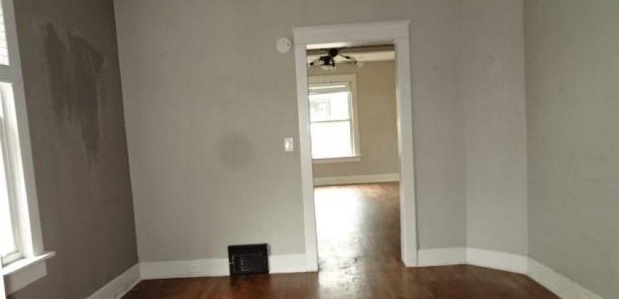 Homes for Sale in Parkville, MO 64152 | 207  East Street