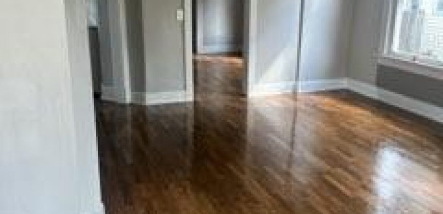 Homes for Sale in Parkville, MO 64152 | 207  East Street