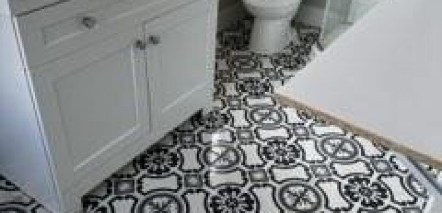 Homes for Sale in Parkville, MO 64152 | 207  East Street