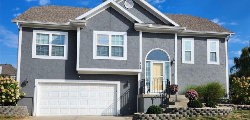 Homes for Sale in Smithville, MO 64089 | 414  Killarney Lane