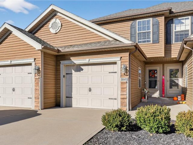 Homes for Sale in Kansas City, MO 64156 | 11682 N Ewing Avenue