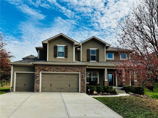 Homes for Sale in Kansas City, MO 64157 | 9305 N Hunter Court