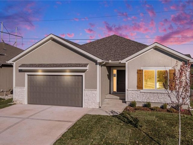 Homes for Sale in Kansas City, MO 64157 | 10101 N Oakland Avenue