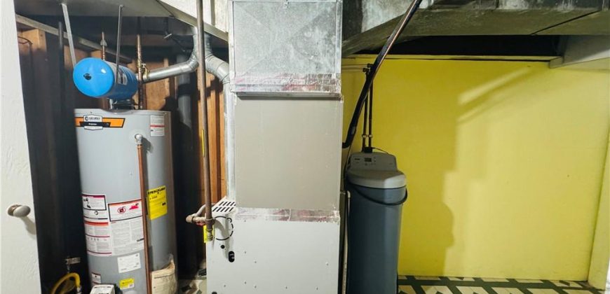 Homes for Sale in Kansas City, MO 64118 | 7412 N Wayne Avenue