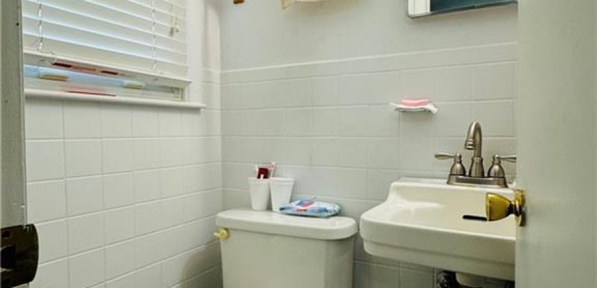 Homes for Sale in Kansas City, MO 64118 | 7412 N Wayne Avenue