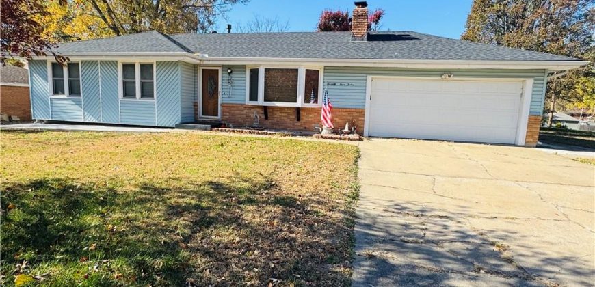 Homes for Sale in Kansas City, MO 64118 | 7412 N Wayne Avenue