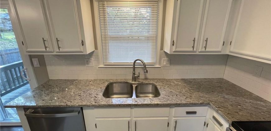 Homes for Sale in Kansas City, MO 64152 | 6921 NW 79TH Street