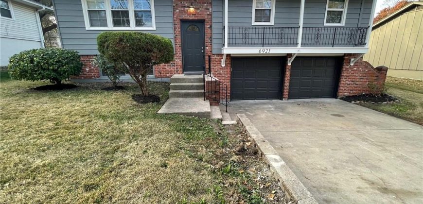 Homes for Sale in Kansas City, MO 64152 | 6921 NW 79TH Street