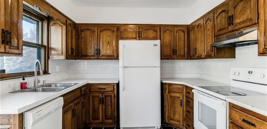 Homes for Sale in Gladstone, MO 64118 | 7525 N Virginia Avenue