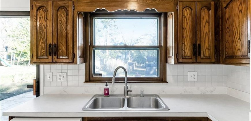 Homes for Sale in Gladstone, MO 64118 | 7525 N Virginia Avenue