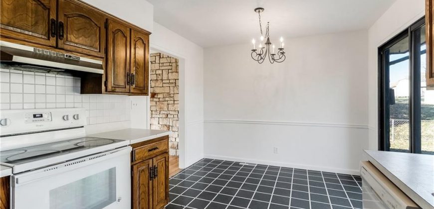 Homes for Sale in Gladstone, MO 64118 | 7525 N Virginia Avenue