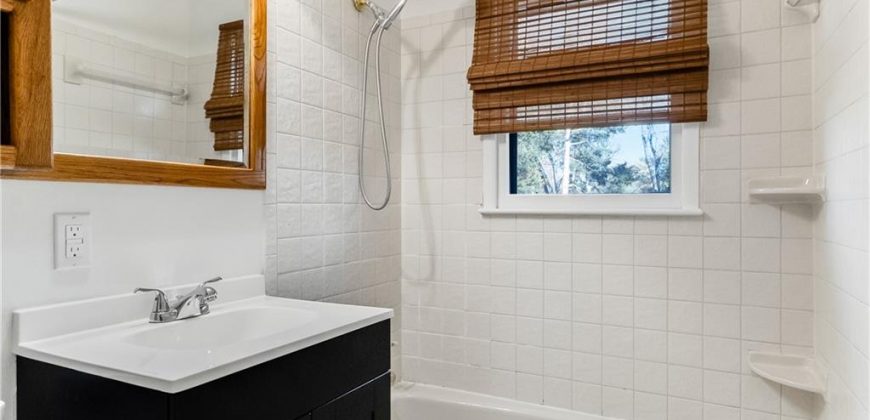 Homes for Sale in Gladstone, MO 64118 | 7525 N Virginia Avenue