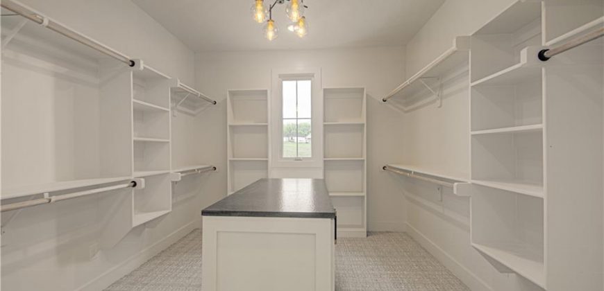 Homes for Sale in Riverside, MO 64150 | 2150 NW Scenic View Drive