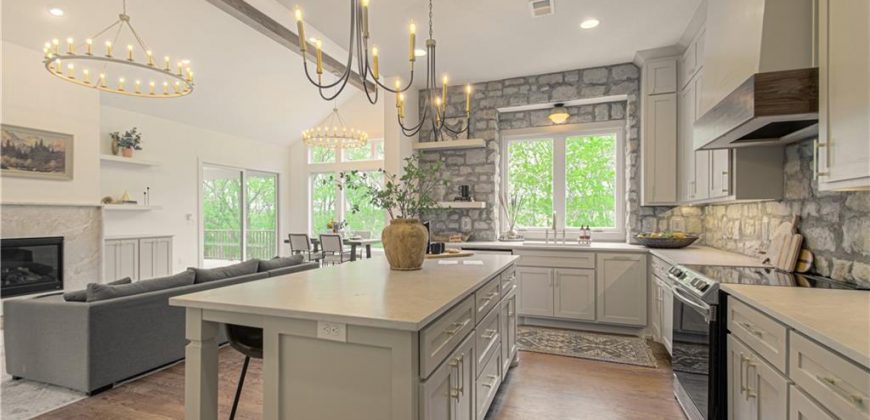 Homes for Sale in Riverside, MO 64150 | 2150 NW Scenic View Drive