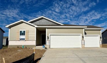 Homes for Sale in Kansas City, MO 64154 | 3012 NW 95th Terrace