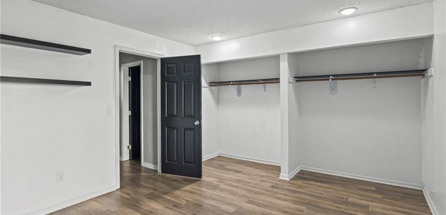 Homes for Sale in Kansas City, MO 64151 | 8307 N Chatham Avenue