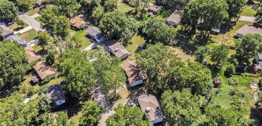 Homes for Sale in Gladstone, MO 64118 | 6314 N Wabash Avenue