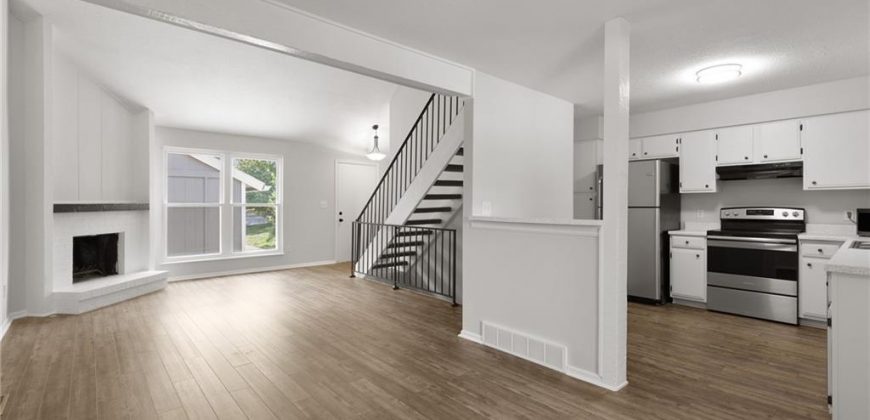 Homes for Sale in Kansas City, MO 64151 | 5743 N London Avenue