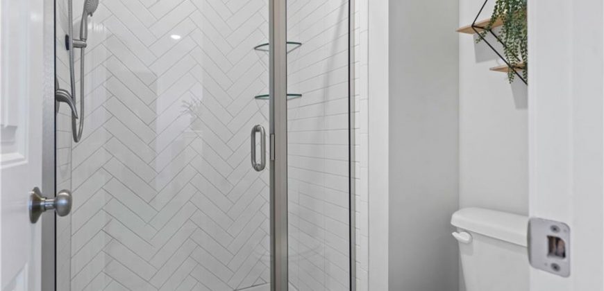 Homes for Sale in Kansas City, MO 64156 | 6008 NE 119th Street