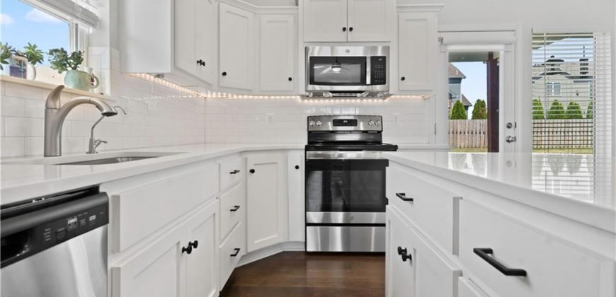 Homes for Sale in Kansas City, MO 64156 | 6008 NE 119th Street