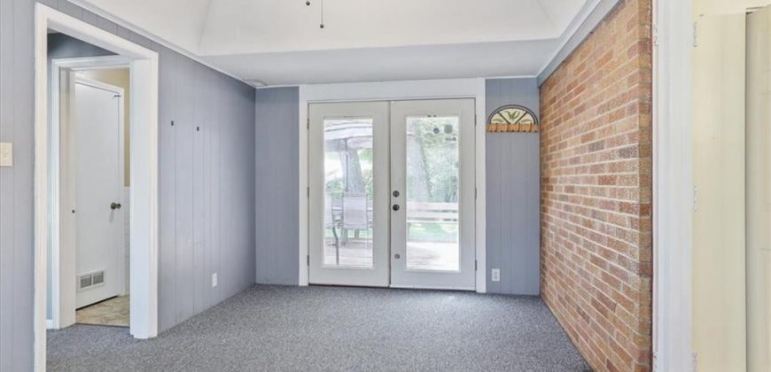 Homes for Sale in Kansas City, MO 64151 | 7000 NW Waukomis Drive