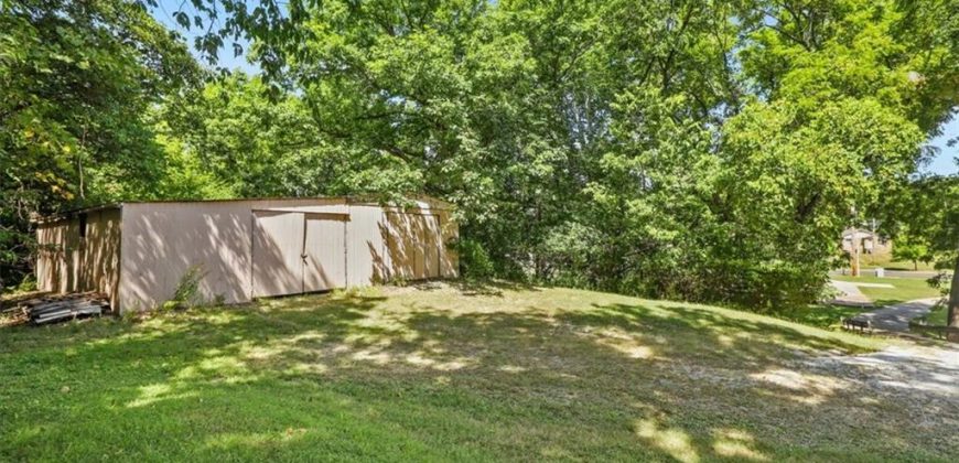 Homes for Sale in Kansas City, MO 64151 | 7000 NW Waukomis Drive