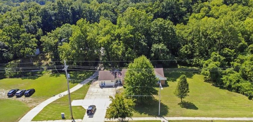 Homes for Sale in Kansas City, MO 64151 | 7000 NW Waukomis Drive