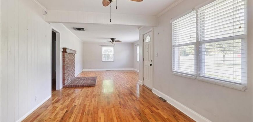 Homes for Sale in Kansas City, MO 64151 | 7000 NW Waukomis Drive