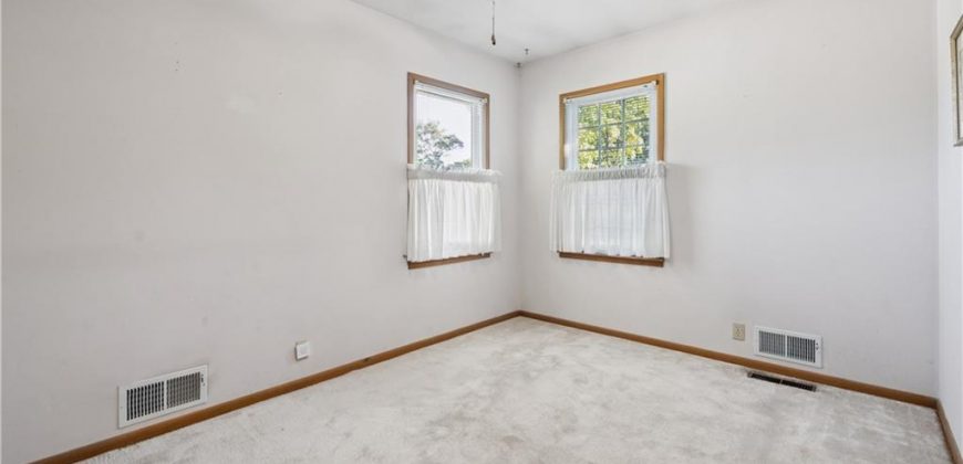 Homes for Sale in Gladstone, MO 64118 | 1314 NE 58th Street