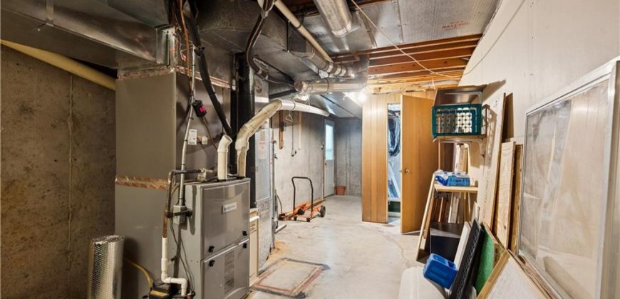 Homes for Sale in Gladstone, MO 64118 | 1314 NE 58th Street