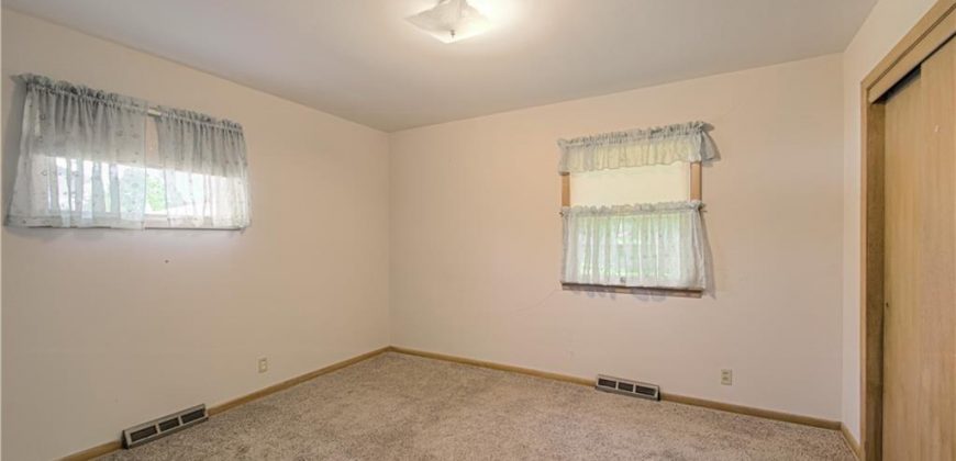 Homes for Sale in Liberty, MO 64068 | 819 S Main Street