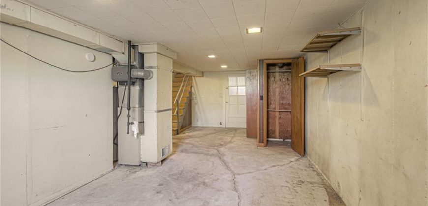 Homes for Sale in Liberty, MO 64068 | 819 S Main Street