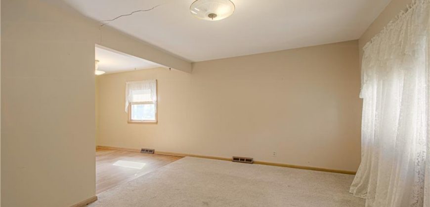 Homes for Sale in Liberty, MO 64068 | 819 S Main Street