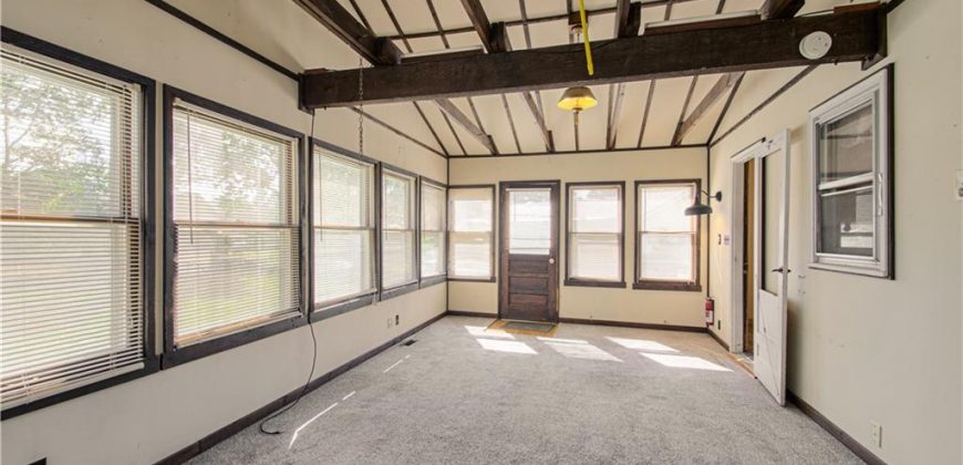 Homes for Sale in Liberty, MO 64068 | 819 S Main Street