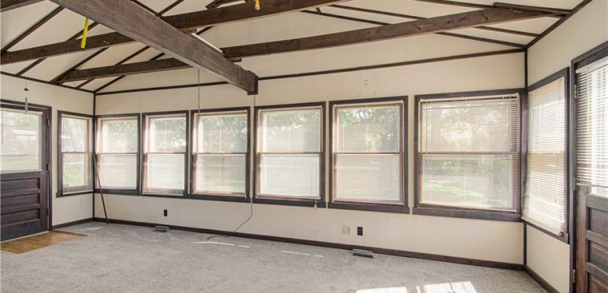 Homes for Sale in Liberty, MO 64068 | 819 S Main Street