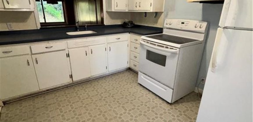 Homes for Sale in Kansas City, MO 64151 | 6715 NW Bougher Lane