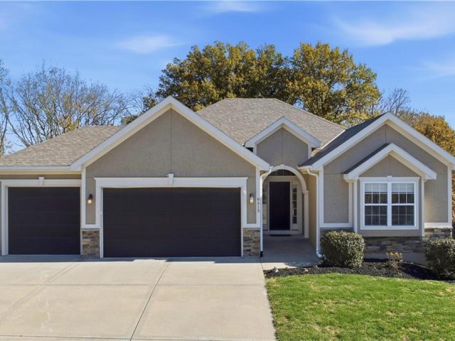 Homes for Sale in Kansas City, MO 64155 | 9315 N Genessee Street