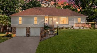 Homes for Sale in Parkville, MO 64152 | 6717 NW Lawson Lane