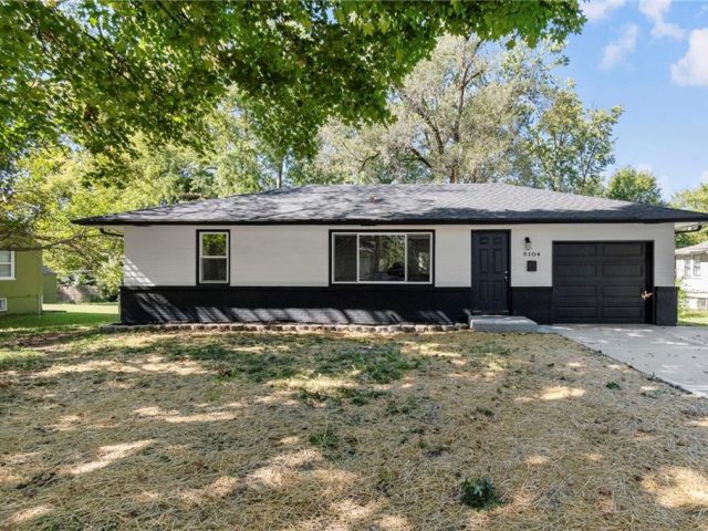 Homes for Sale in Kansas City, MO 64119 | 5104 N Lister Avenue